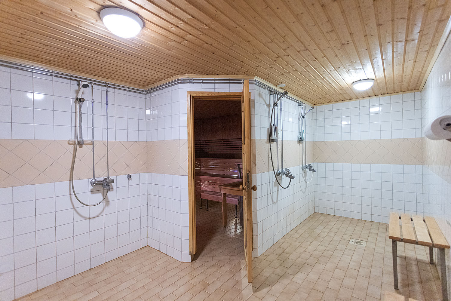 Schaumaja pesuhuone 1 Ylläs, Äkäslompolo majoitus